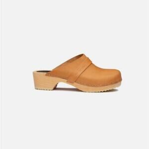 Swedish Hasbeens Tan Leather Closed Toe Slip On Wooden Husband Mule Clogs Sz 36
